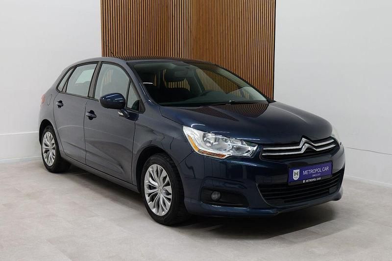 Gebraucht Citroën C4 Attraction 95 PS (69 kW) 2011 Blau Limousine