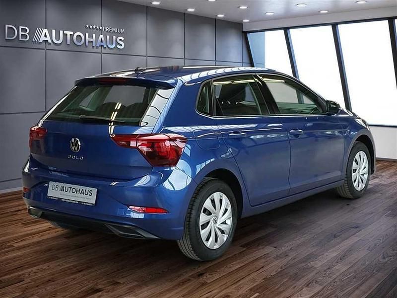 Gebraucht VW Polo Life 95 PS (69 kW) 2023 Blau Kleinwagen