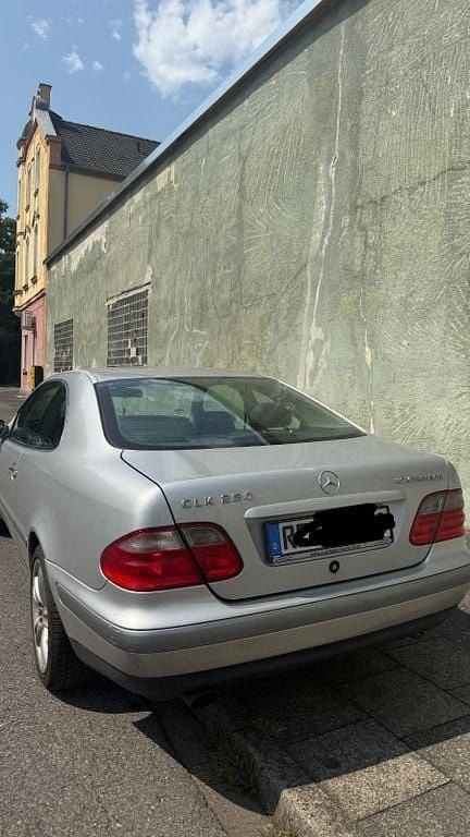 Silber Gebraucht 1997 Mercedes 230 Coupé | 2.300 € (Superpreis) - Bild 1/4