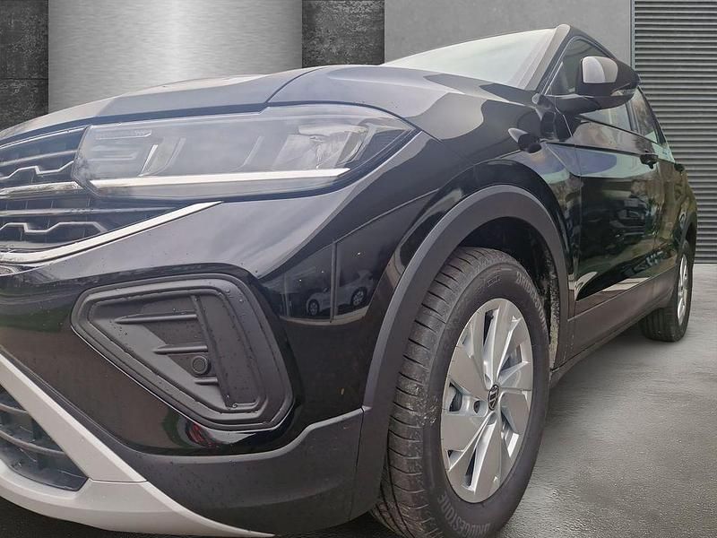 Neu VW T-Cross Life 95 PS (69 kW) 2025 Schwarz SUV