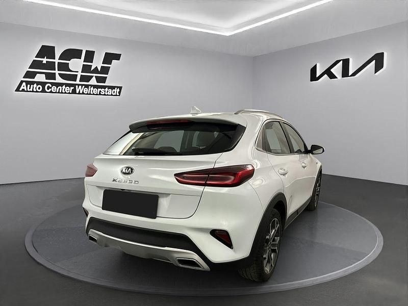 Gebraucht Kia XCeed Comfort 120 PS (88 kW) 2021 Weiß SUV