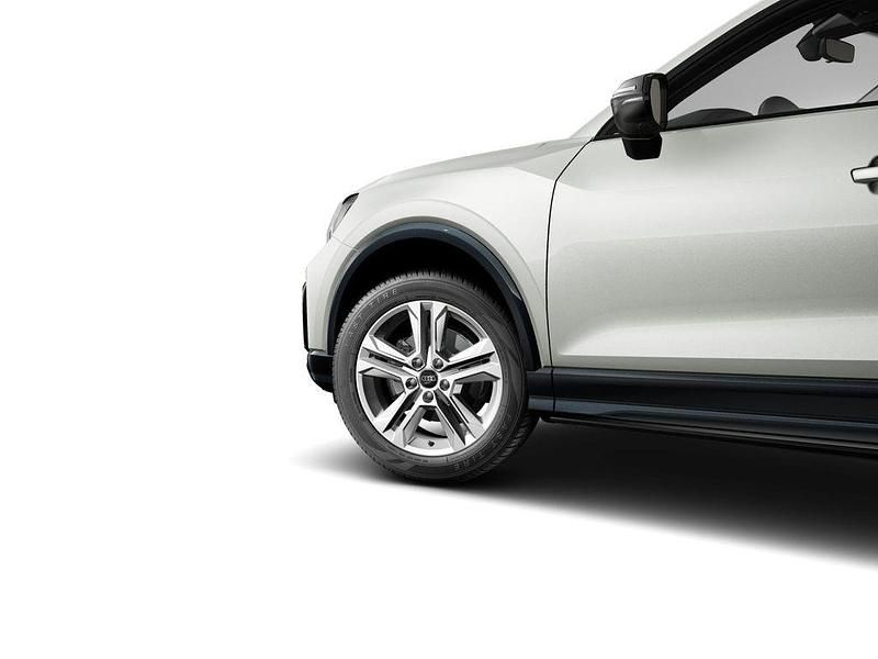 Gebraucht Audi Q2 Advanced Plus 116 PS (85 kW) 2025 Tausilber metallic SUV