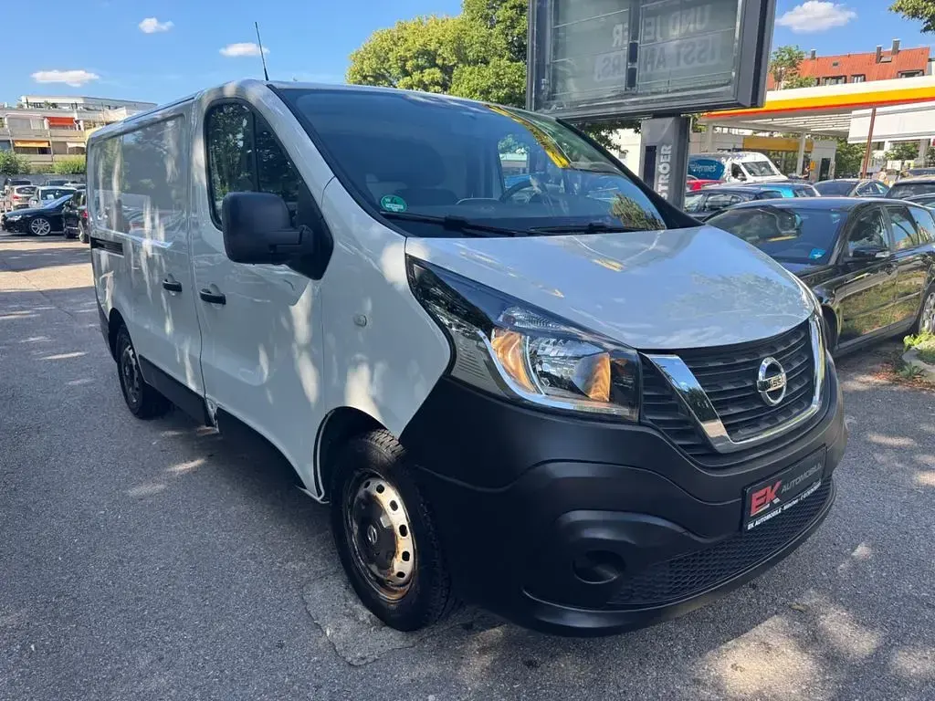 Gebraucht Nissan NV300 95 PS (69 kW) 2019 Glacier white (s) Van