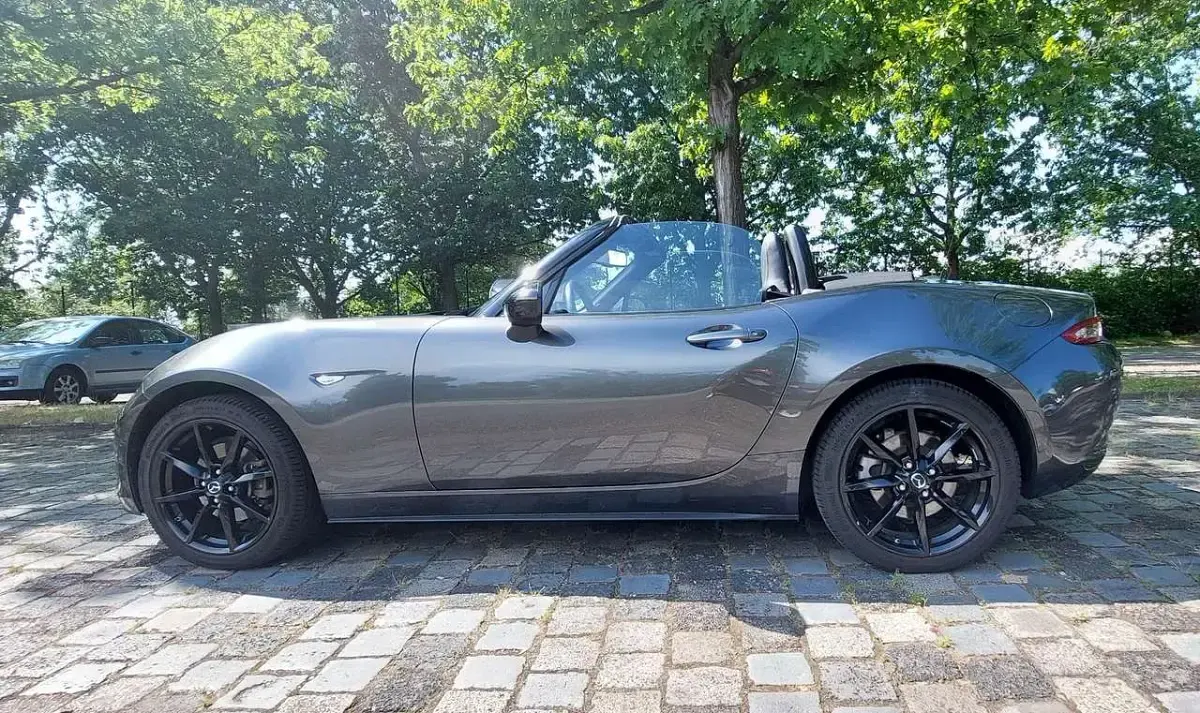 Gebraucht Mazda MX5 Exclusive-Line 184 PS (135 kW) 2019 Grau Cabrio