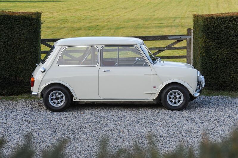 Gebraucht Mini Cooper 75 PS (55 kW) 1966 Weiß Kleinwagen