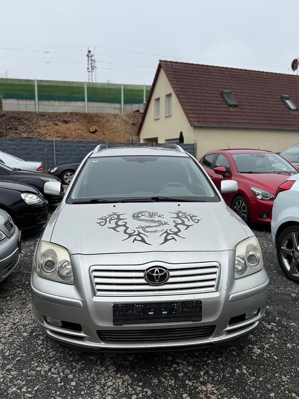 Gebraucht Toyota Avensis 130 PS (95 kW) 2004 Beige Kombi