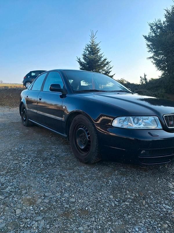 Gebraucht Audi A4 110 PS (80 kW) 1996 Blau Limousine