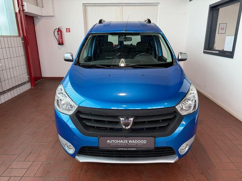 Gebraucht Dacia Dokker Stepway 116 PS (85 kW) 2015 Blau Van / Kleinbus