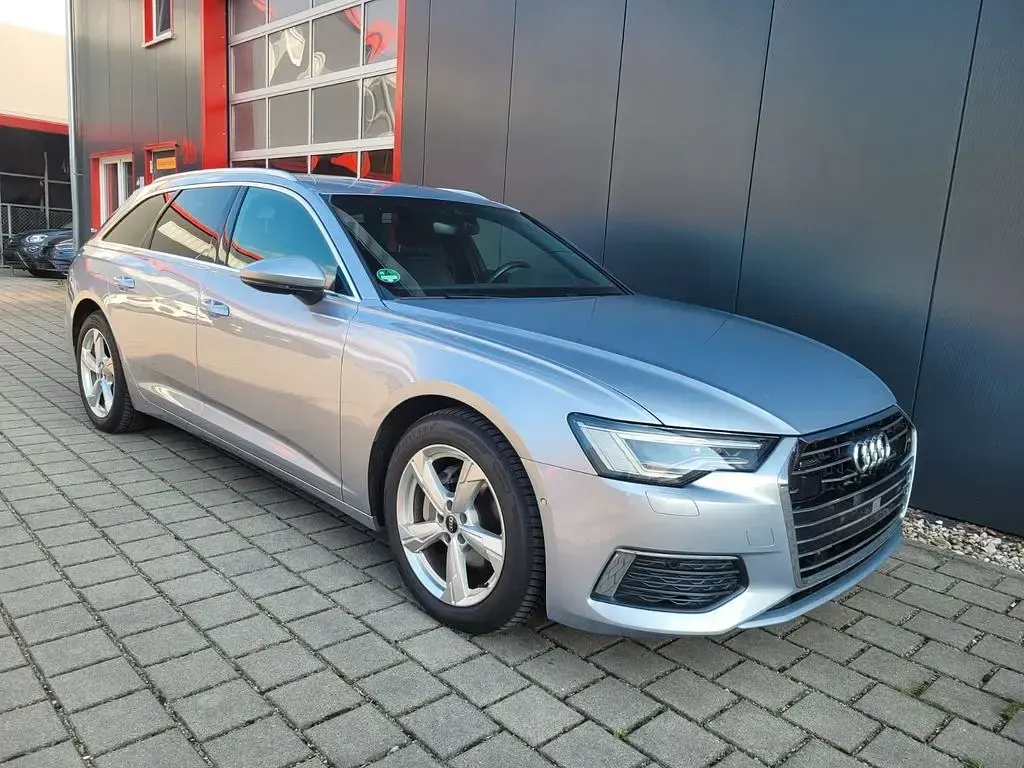 Gebraucht Audi A6 Design 204 PS (150 kW) 2022 Silber Kombi