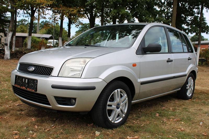 Silber Gebraucht 2003 Ford Fusion Kleinwagen | 2.999 € (Fairer Preis) - Bild 1/4