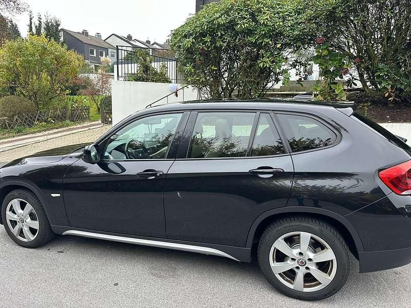 Gebraucht BMW X1 204 PS (150 kW) 2010 Schwarz SUV