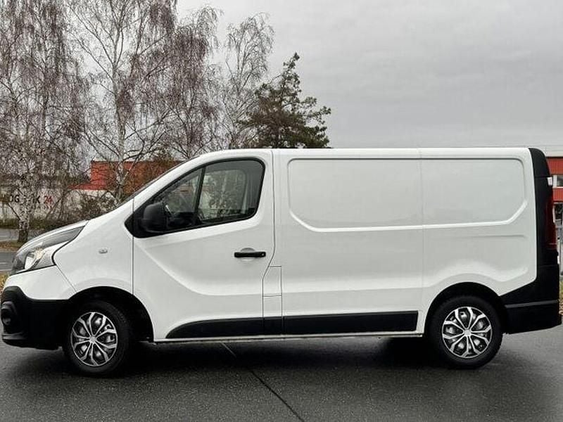 Gebraucht Renault Trafic Komfort 130 PS (95 kW) 2019 Gletscherweiss Van / Kleinbus