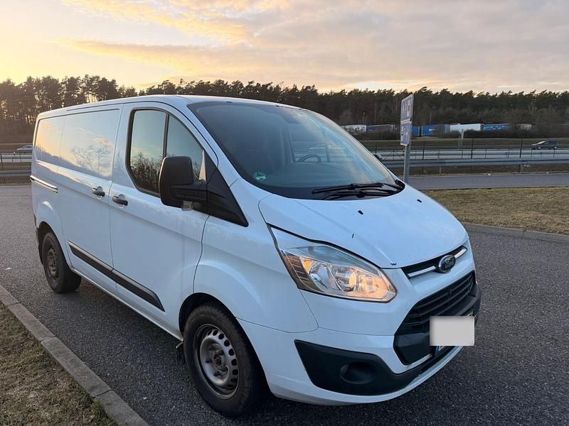 Gebraucht Ford Transit Custom 125 PS (91 kW) 2015 Weiß Van