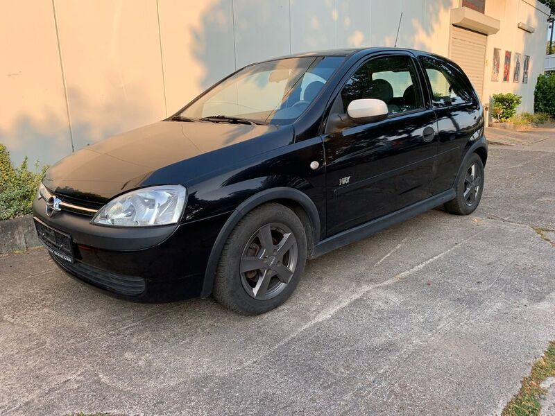 Schwarz Gebraucht 2003 Opel Corsa Njoy Kleinwagen | 1.795 € (Etwas zu teuer) - Bild 1/4