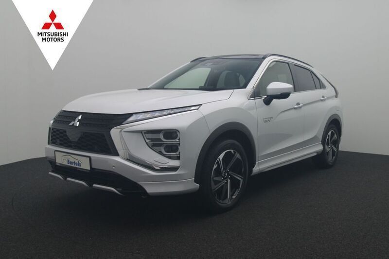 Weiß Gebraucht 2021 Mitsubishi Eclipse Cross Top SUV | 25.490 € (Fairer Preis) - Bild 1/3
