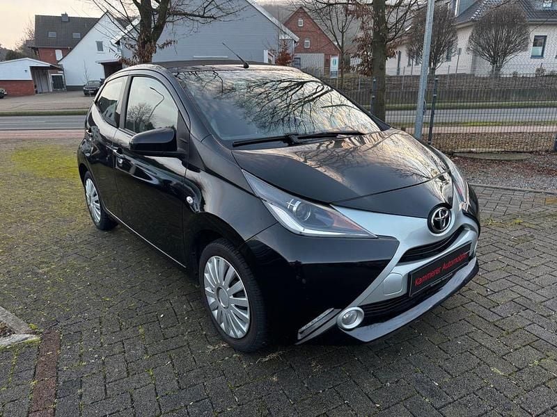 Gebraucht Toyota Aygo X-wave 69 PS (50 kW) 2016 Schwarz Kleinwagen