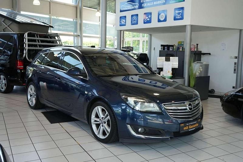 Blau Gebraucht 2014 Opel Insignia Innovation Kombi | 8.900 € (Etwas zu teuer) - Bild 1/4