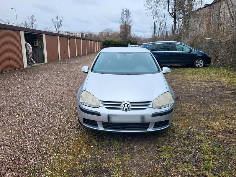 Gebraucht VW Golf V 75 PS (55 kW) 2004 Silber Kleinwagen