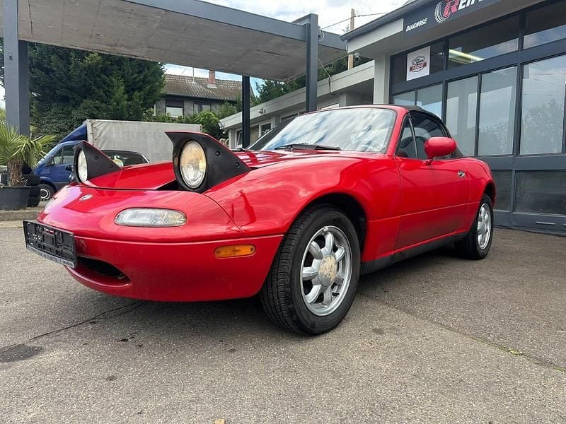 Second-hand Mazda MX5 131 CP (96 kW) 1996 Roșu Cabrio