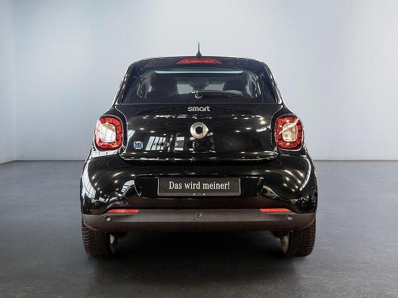 Gebraucht Smart ForFour Electric Drive Passion 60 kW (82 PS) 2019 Schwarz Limousine