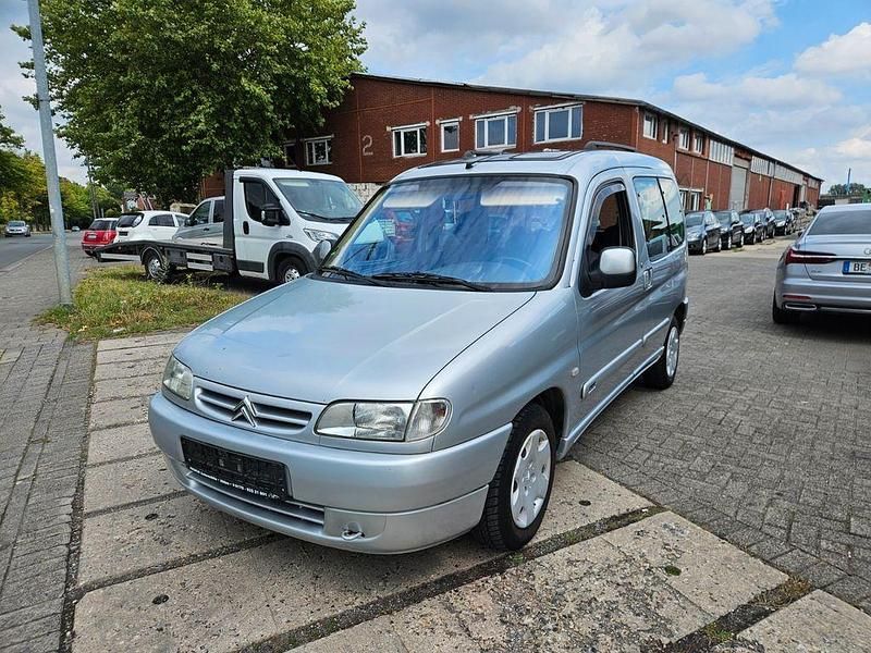 Silber Gebraucht 2002 Citroën Berlingo Van / Kleinbus | 750 € (Guter Preis) - Bild 1/4