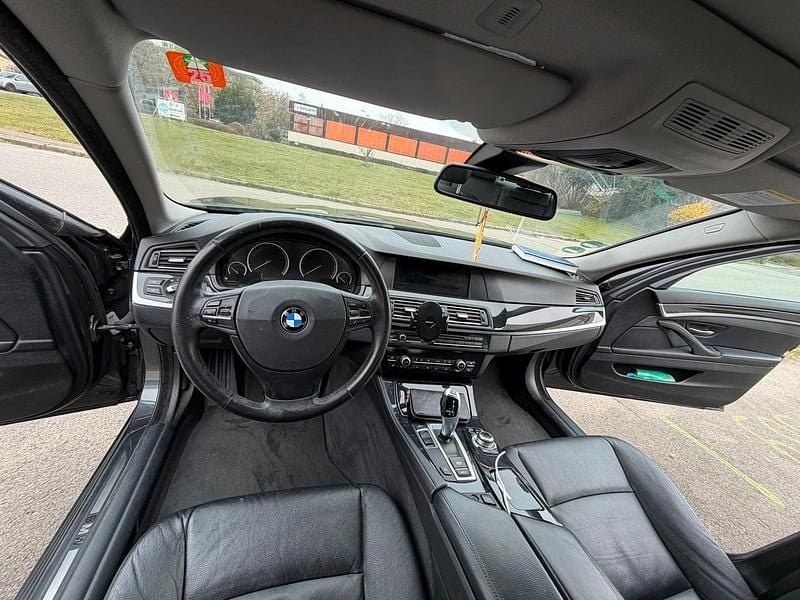 Gebraucht BMW 525 218 PS (160 kW) 2013 Blau Limousine