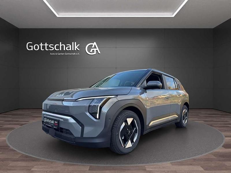 Schiefergrau metallic Gebraucht 2025 Kia EV3 Earth SUV | 39.111 € (Etwas zu teuer) - Bild 1/4