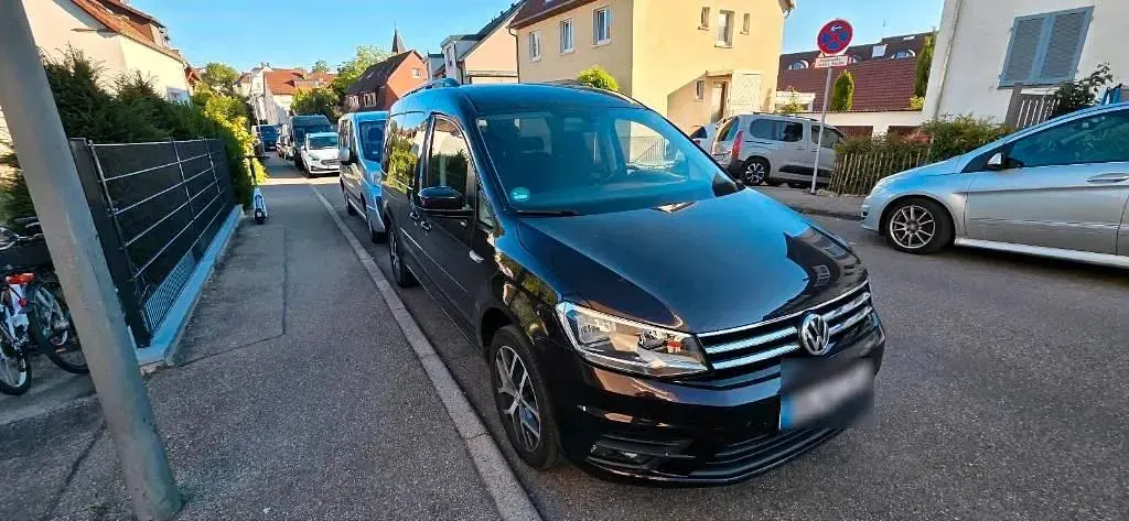 Gebraucht VW Caddy Maxi Comfortline 102 PS (75 kW) 2016 Violett Van / Kleinbus