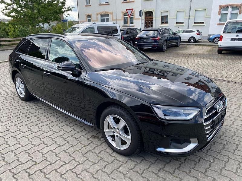 Schwarz Gebraucht 2020 Audi A4 Advanced Kombi | 19.690 € (Fairer Preis) - Bild 1/4