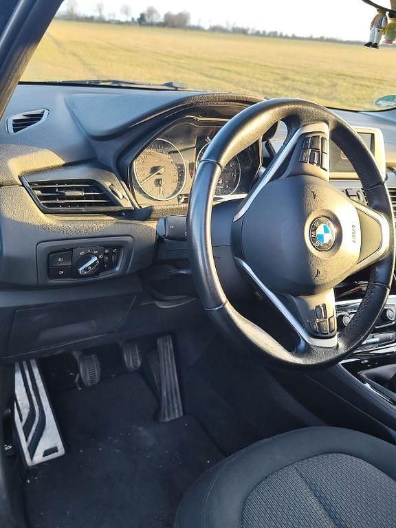 Gebraucht BMW 218 Active Tourer 136 PS (100 kW) 2015 Schwarz Van / Kleinbus