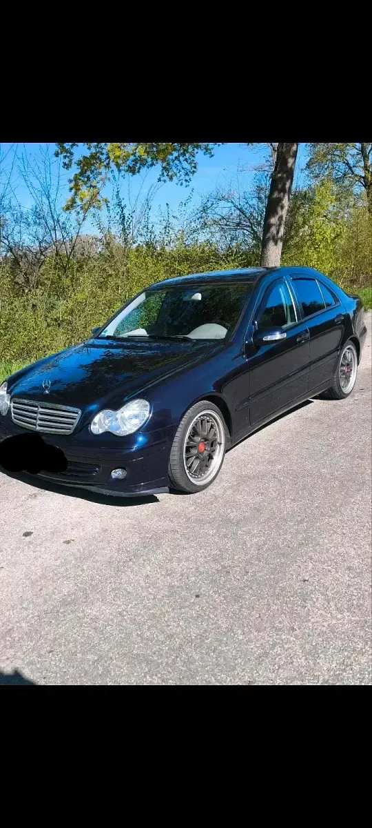 Gebraucht Mercedes C180 143 PS (105 kW) 2005 Blau Limousine