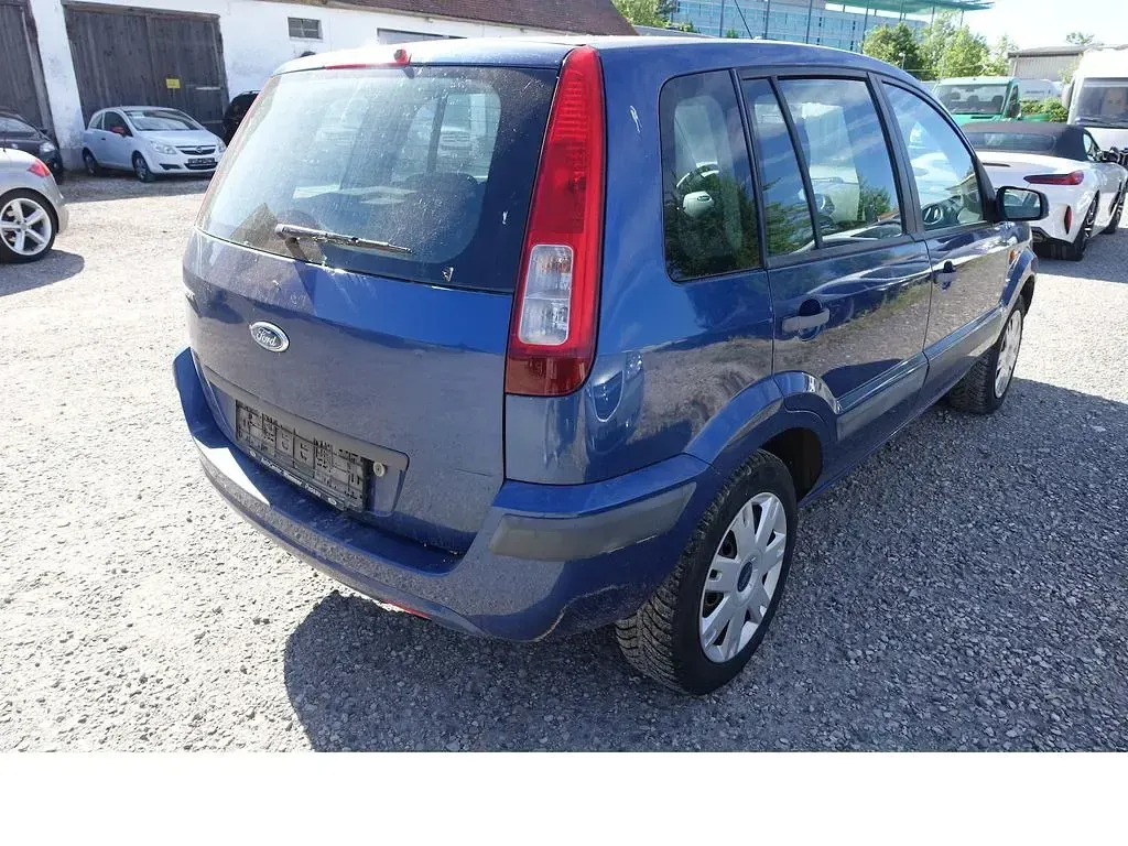 Occasion Ford Fusion Fun X 80 ch (58 kW) 2008 Bleue Citadine