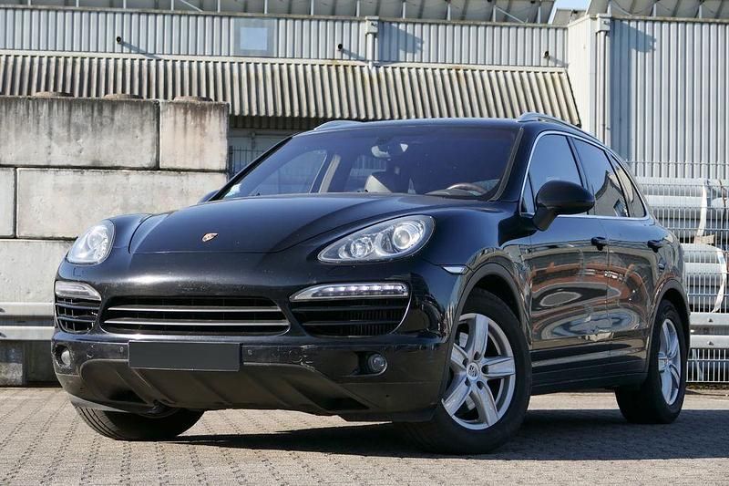 Schwarz Gebraucht 2013 Porsche Cayenne SUV | 15.500 € (Etwas zu teuer) - Bild 1/4