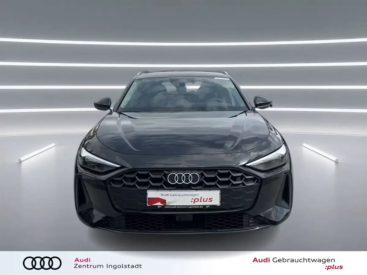 Gebraucht Audi A5 Design 150 PS (110 kW) 2025 Mythosschwarz metallic Kombi
