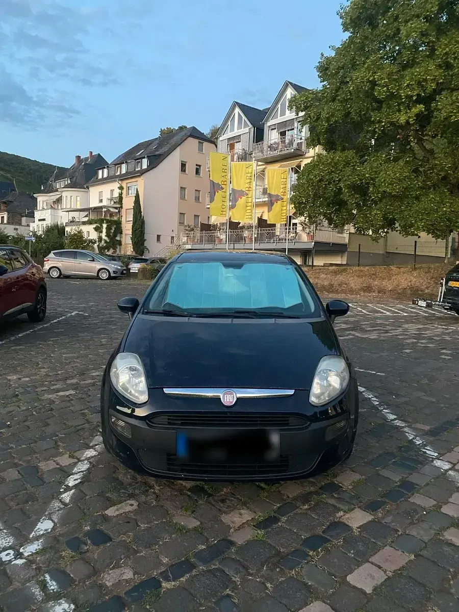 Gebraucht Fiat Punto Evo 77 PS (56 kW) 2010 Blau Kleinwagen