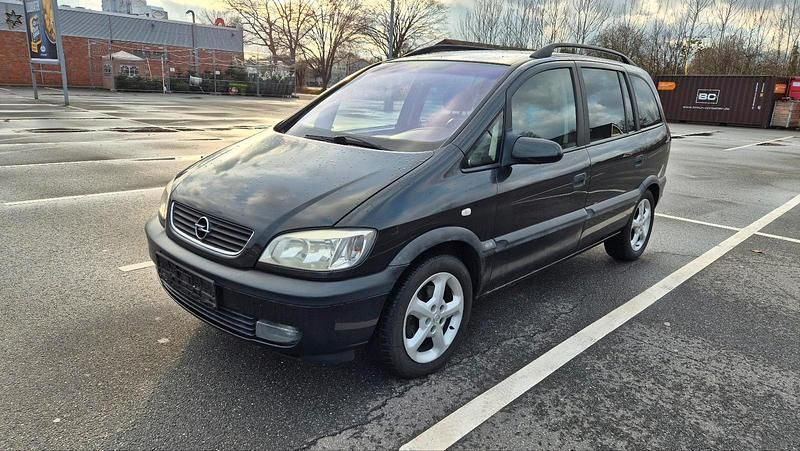Schwarz Gebraucht 2001 Opel Zafira Selection Van / Kleinbus | 1.400 € (Fairer Preis) - Bild 1/4