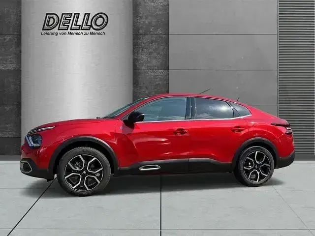 Gebraucht Citroën e-C4 100 kW (136 PS) 2024 Elixir rot Limousine