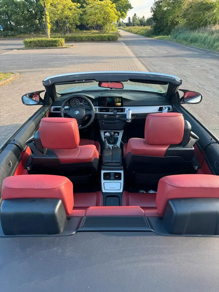Gebraucht BMW 330 204 PS (150 kW) 2007 Silber Cabrio