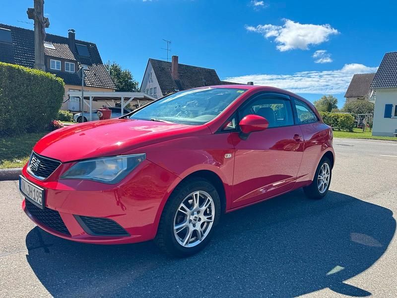 Rot Gebraucht 2014 Seat Ibiza Kleinwagen | 3.899 € (Fairer Preis) - Bild 1/4