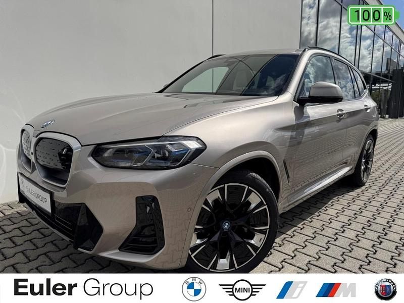 Silber Gebraucht 2022 BMW iX3 Performance SUV | 35.966 € (Fairer Preis) - Bild 1/2