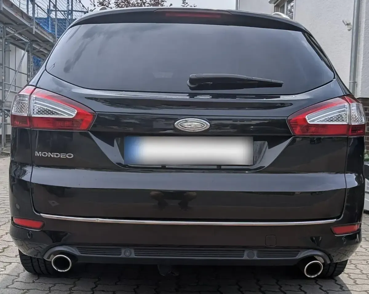 Gebraucht Ford Mondeo Titanium 200 PS (147 kW) 2011 Schwarz Limousine