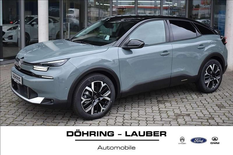 Neu Citroën C4 131 PS (96 kW) 2025 Manhattan grün Limousine