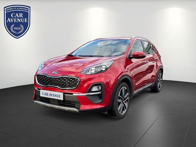Rot Gebraucht 2021 Kia Sportage Spirit SUV | 22.990 € (Etwas zu teuer) - Bild 1/4