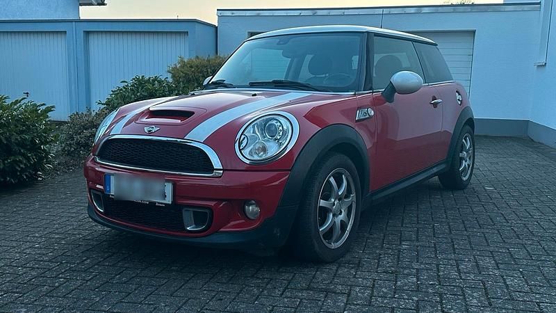 Second-hand Mini Cooper S 184 CP (135 kW) 2012 Roșu Hatchback