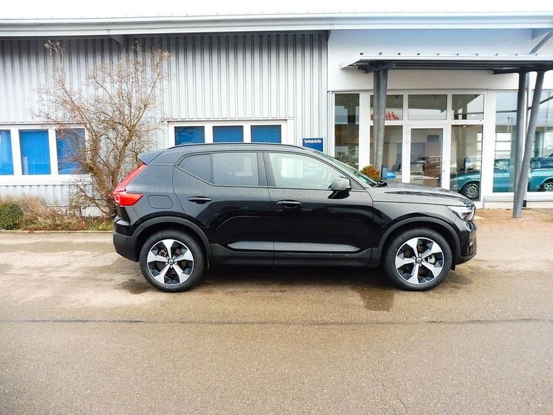Gebraucht Volvo XC40 Plus 163 PS (119 kW) 2025 Schwarz SUV