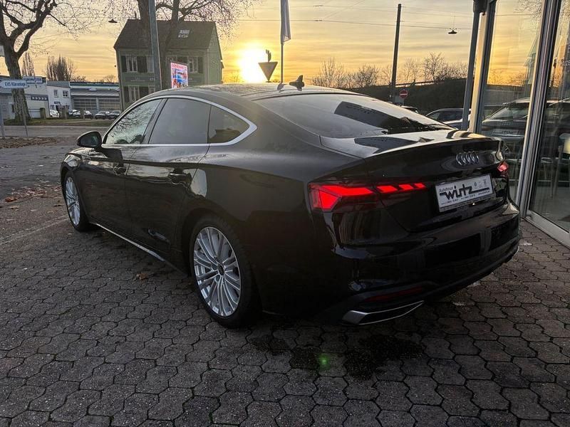 Gebraucht Audi A5 Sportback Basis 150 PS (110 kW) 2022 Schwarz Kleinwagen