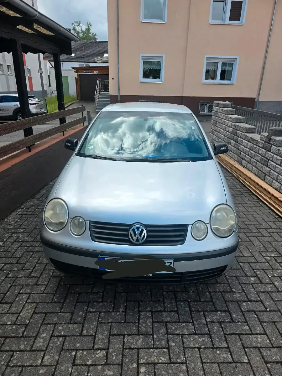 Gebraucht VW Polo 70 PS (51 kW) 2002 Grau Kleinwagen