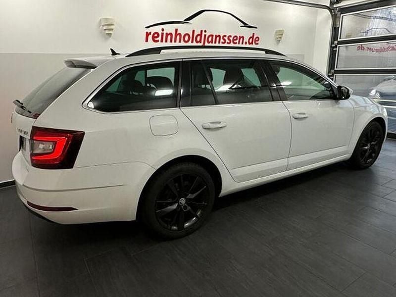 Gebraucht Skoda Octavia Style 150 PS (110 kW) 2017 Weiß Kombi