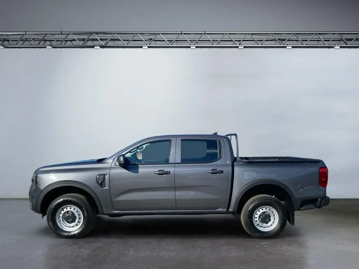 Neu Ford Ranger XL 170 PS (125 kW) 2026 Carbonized grey Pickup