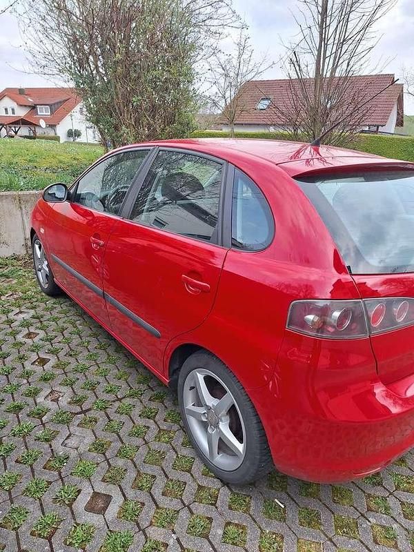 Rot Gebraucht 2007 Seat Ibiza Comfort Kleinwagen | 2.999 € (Teuer) - Bild 1/4